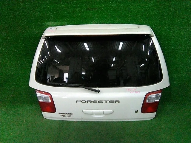 Крышка багажника (потерта) SF5 SUBARU FORESTER SF / S10 2000-2002