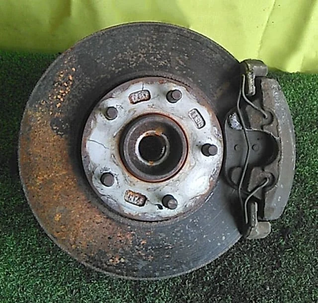 Кулак поворотный правый BK5P MAZDA MAZDA 3 BK 2003-2006, MAZDA 3 BK 2006-2009, AXELA BK 2003-2006, AXELA BK 2006-2009
