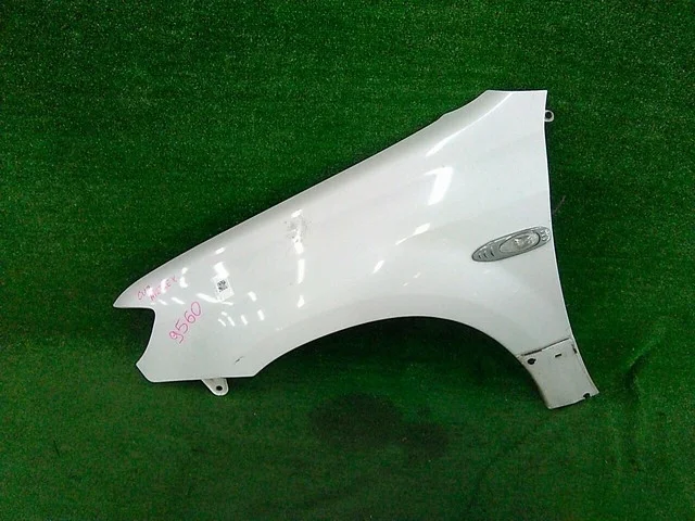 Крыло переднее левое (потерто) CU2W MITSUBISHI OUTLANDER CU 2003-2007, AIRTREK CU 2001-2005