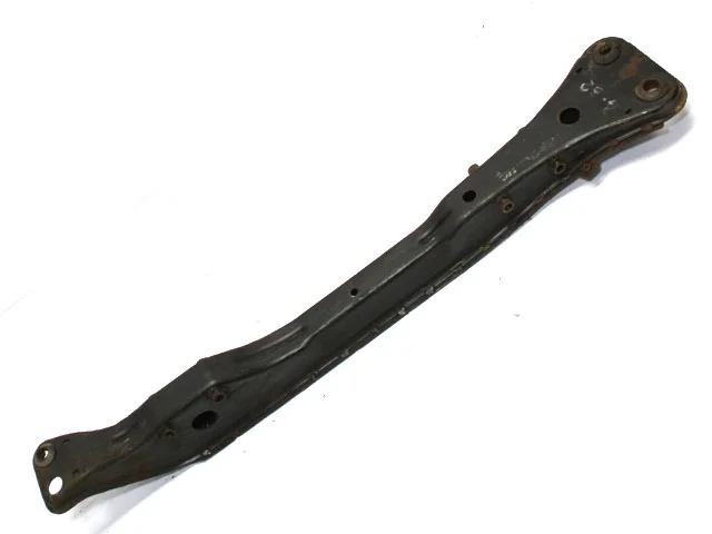 Балка NISSAN MAXIMA A32 1994-2000, BASSARA JU30 1999-2003, PRESAGE I U30 1998-2001, PRESAGE I U30 2001-2003, CEFIRO A32 1994-2000