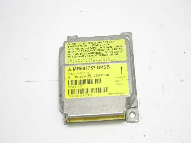 Блок управления SRS MITSUBISHI COLT VI Z20 / Z30 2002-2008