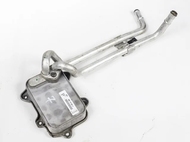 Радиатор масляный 1T1 VOLKSWAGEN JETTA V 1K2 / 1K5 2005-2011, GOLF V 1K1 / 1K5 2003-2009, TOURAN I 1T1 / 1T2 2003-2006, TOURAN I 1T1 / 1T2 2006-2010