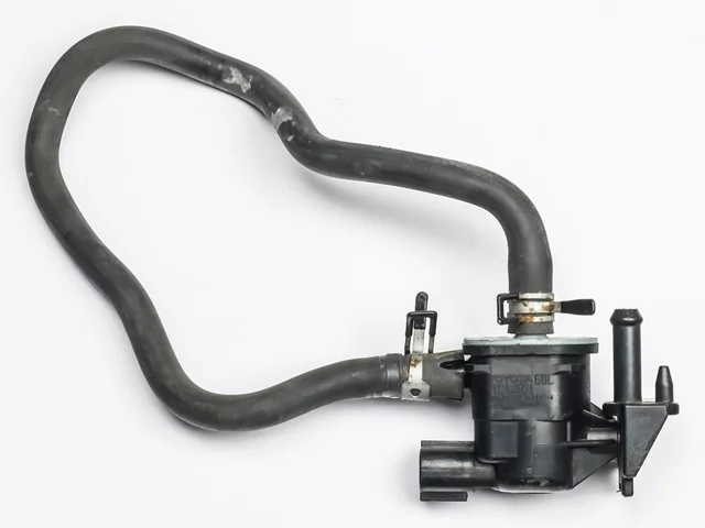 Клапан электромагнитный вакуумный ACV40 TOYOTA CAMRY XV40 2006-2009