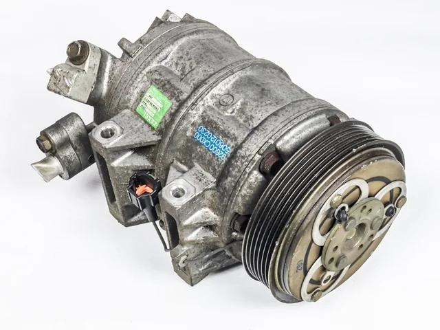 Компрессор кондиционера TC24 NISSAN BASSARA JU30 1999-2003, SERENA II C24 1999-2001, SERENA II C24 2001-2005, PRESAGE I U30 1998-2001