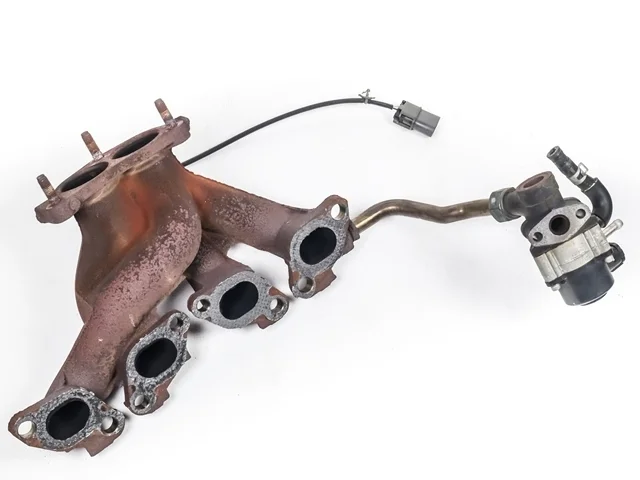Коллектор выпускной PC24 NISSAN AVENIR II W11 1998-2005, SERENA II C24 1999-2001, SERENA II C24 2001-2005