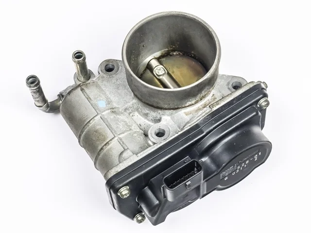 Заслонка дроссельная E11 NISSAN NOTE E11 2005-2008, NOTE E11 2008-2012, CUBE III Z12 2008-2020, WINGROAD III Y12 2005-2018, TIIDA LATIO SC11 2004-2007