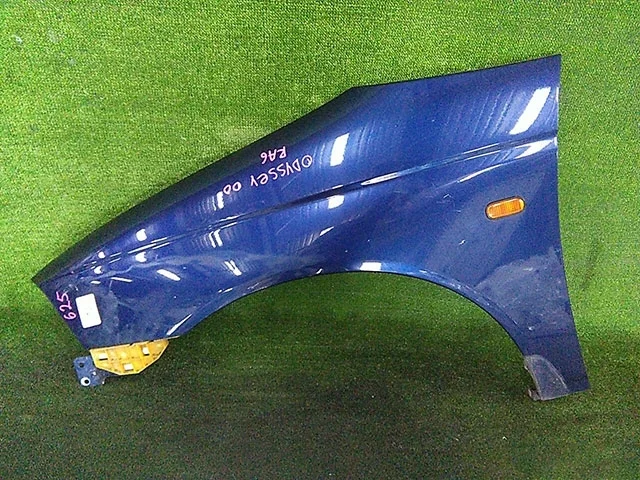 Крыло переднее левое (потерто) RA6 HONDA ODYSSEY II 1999-2003