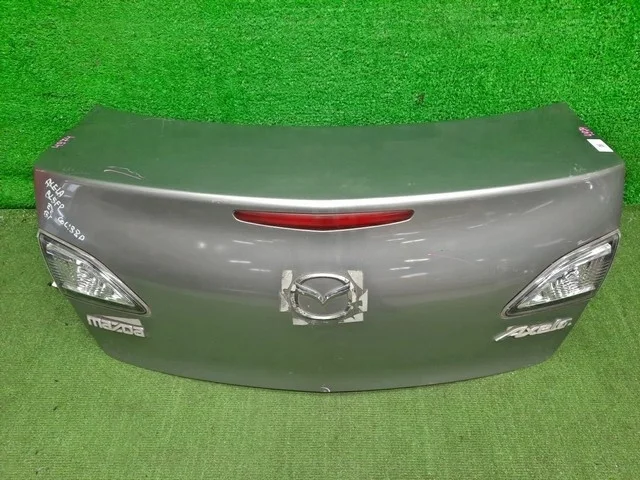Крышка багажника (царапины) BL5FP MAZDA MAZDA 3 BL 2008-2011, MAZDA 3 BL 2011-2013, AXELA BL 2009-2011, AXELA BL 2011-2013