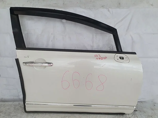 Дверь передняя правая (царапины) FD3 HONDA CIVIC VIII FD / FK / FN / FA 2005-2008, CIVIC VIII FD / FK / FN / FA 2009-2011