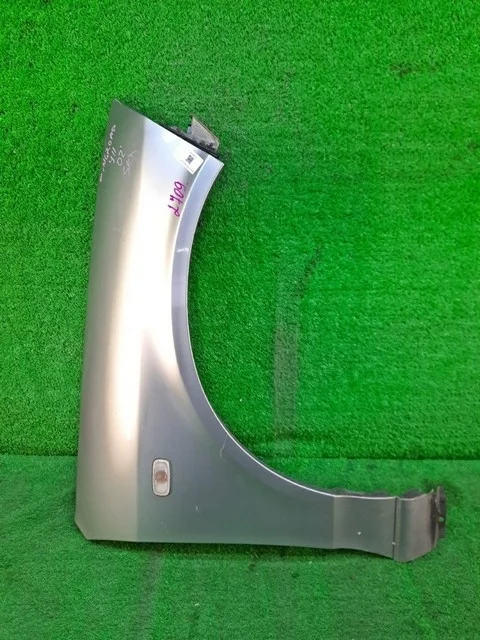 Крыло переднее правое (царапины) Y11 NISSAN WINGROAD II Y11 2001-2005