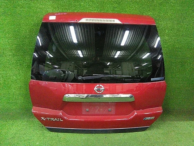 Крышка багажника (потерта) T31 NISSAN X-TRAIL T31 2007-2011, X-TRAIL T31 2010-2015