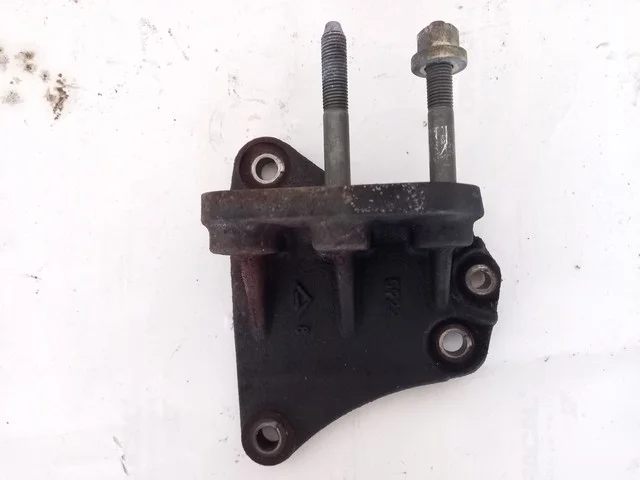 Кронштейн опоры подушки двигателя правый CY4A MITSUBISHI OUTLANDER XL CW 2007-2010, OUTLANDER XL CW 2010-2012, LANCER X CY 2007-2010