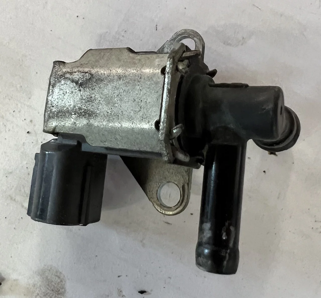 Клапан электромагнитный GA4W MITSUBISHI OUTLANDER XL CW 2007-2010, OUTLANDER XL CW 2010-2012, OUTLANDER GF 2015-2018, LANCER X CY 2007-2010