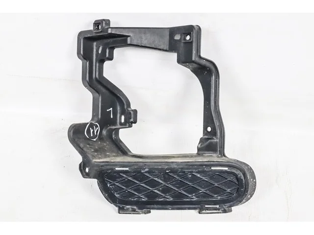 Кронштейн противотуманной фары левой GA4W MITSUBISHI RVR III GA 2010-2012, ASX GA 2010-2012