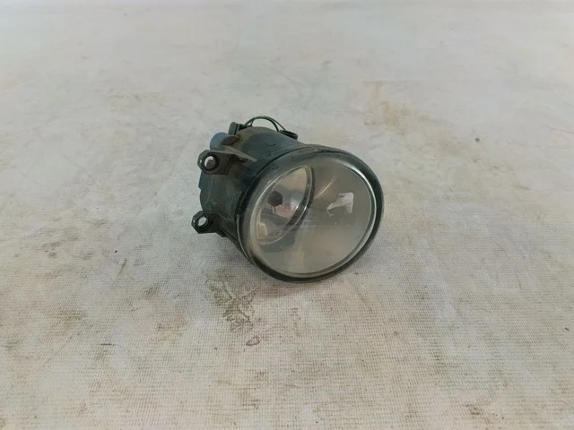 Фара противотуманная левая AZT251 TOYOTA COROLLA E140 / E150 2006-2010, HIGHLANDER XU40 2007-2010, AURIS E150 2006-2010, CAMRY XV40 2006-2009