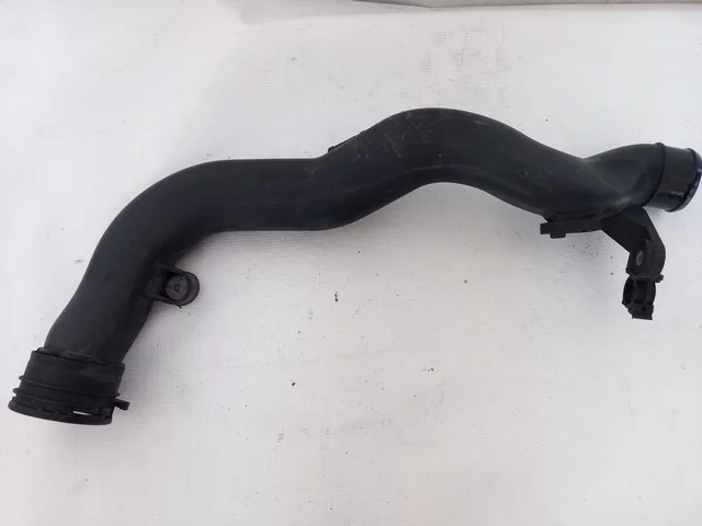 Патрубок радиатора интеркулера 1T2 VOLKSWAGEN JETTA V 1K2 / 1K5 2005-2011, GOLF V 1K1 / 1K5 2003-2009, SCIROCCO III 2008-2014