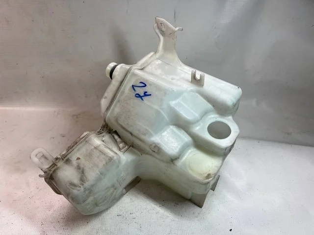 Бачок омывателя GSE20 LEXUS IS II 250/350 XE20 2005-2008