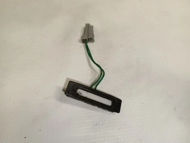 Кнопка открывания крышки багажника NJ10 NISSAN DUALIS J10 2007-2010, QASHQAI J10 2006-2010