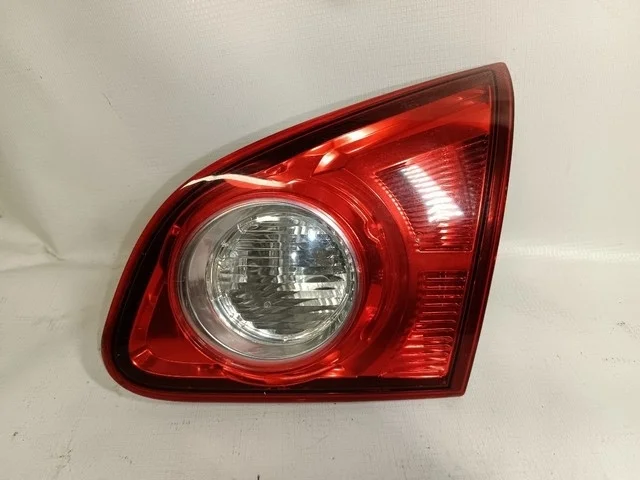 Фонарь задний правый внутренний (хорошее состояние) NJ10 NISSAN DUALIS J10 2007-2010, QASHQAI J10 2006-2010