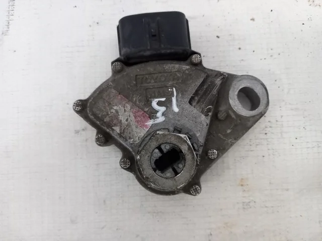 Датчик положения селектора АКПП GSE20 LEXUS IS II 250/350 XE20 2005-2008, IS II 250/350 XE20 2008-2010, IS II 250/350 XE20 2010-2013