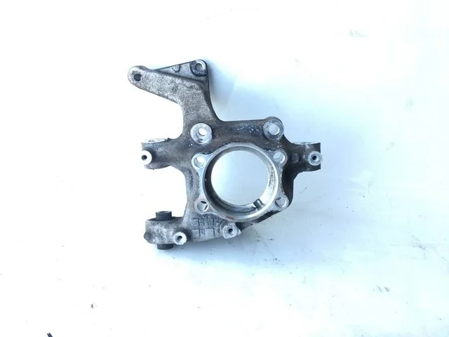 Кулак задний левый 5N VOLKSWAGEN PASSAT B6 2005-2010, PASSAT B7 2011-2015, PASSAT CC 357 2008-2012, SHARAN II 7N1 2010-2020