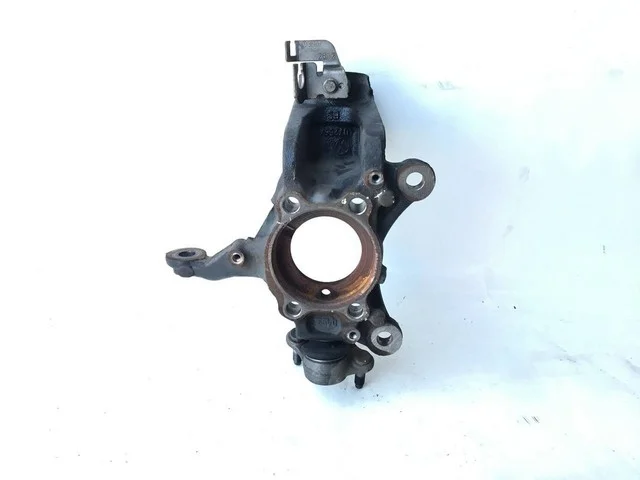 Кулак поворотный правый 5N VOLKSWAGEN JETTA V 1K2 / 1K5 2005-2011, GOLF V 1K1 / 1K5 2003-2009, GOLF VI 5K1 / AJ5 2009-2013