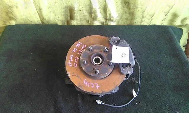 Кулак поворотный правый ACV30 TOYOTA CAMRY XV30 2001-2004, CAMRY XV30 2004-2006, WINDOM V30 2001-2004, LEXUS ES IV 300 MCV30 2001-2003