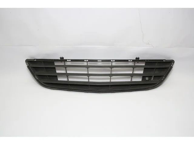 Решетка переднего бампера центральная OPEL CORSA D S07 2006-2015