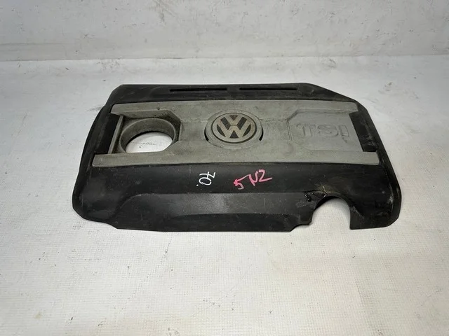 Крышка двигателя декоративная 5N VOLKSWAGEN TIGUAN I 5N1 / 5N2 2011-2018