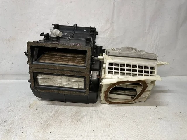 Корпус отопителя салона QG10 NISSAN BLUEBIRD SYLPHY I G10 2000-2003, BLUEBIRD SYLPHY I G10 2003-2005