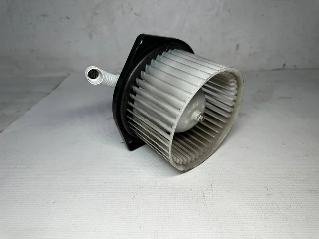 Мотор отопителя GA4W MITSUBISHI RVR III GA 2010-2012, ASX GA 2010-2012, RVR III GA 2012-2016, ASX GA 2012-2016, RVR III GA 2017-2019, ASX GA 2016-2019