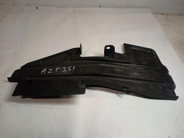 Воздуховод радиатора левый AZT251 TOYOTA AVENSIS T250 2006-2008, AVENSIS T250 2003-2006