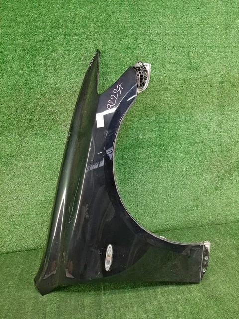 Крыло переднее правое (царапины) UZS190 LEXUS GS III 300/400/430 S190 2005-2007, GS III 300/400/430 S190 2007-2011