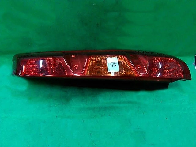 Фонарь задний правый T31 NISSAN X-TRAIL T31 2007-2011