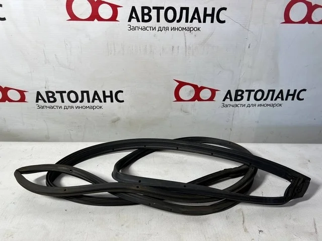 Уплотнитель двери передней левой BK5P MAZDA MAZDA 3 BK 2003-2006, MAZDA 3 BK 2006-2009, AXELA BK 2003-2006, AXELA BK 2006-2009