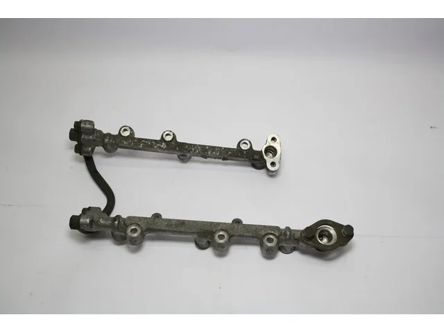 Рампа топливная левая+правая V65W MITSUBISHI PAJERO III / MONTERO III V6 / V7 2000-2002, PAJERO III / MONTERO III V6 / V7 2003-2006