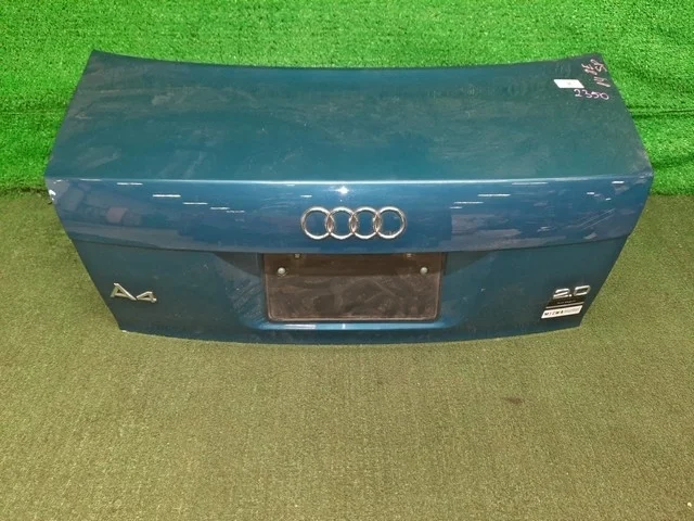 Крышка багажника 8E AUDI A4 B6 2000-2006