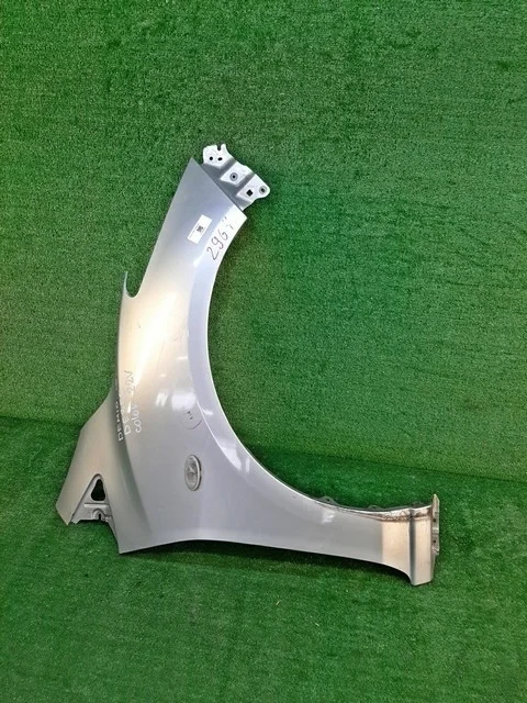 Крыло переднее правое (потертость) DE3FS MAZDA MAZDA 2 DE 2007-2010, MAZDA 2 DE 2010-2014, DEMIO DE 2007-2011, DEMIO DE 2011-2014