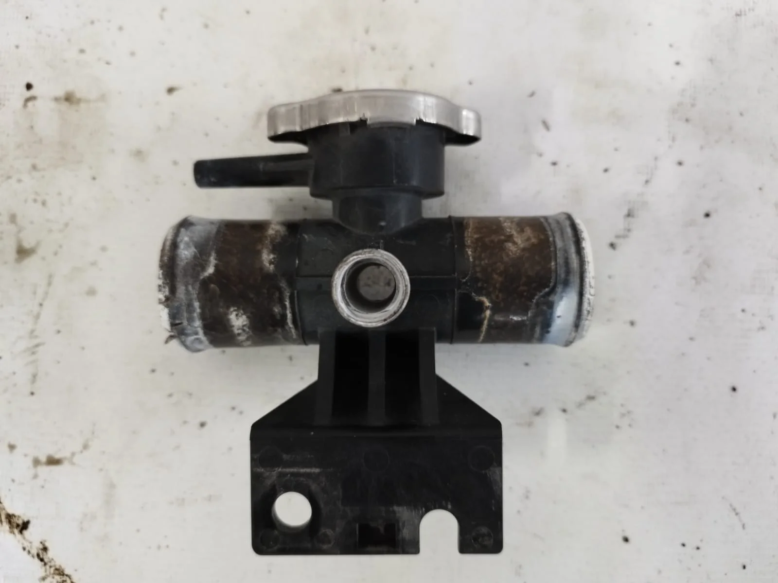 Горловина заливная бачка расширительного CW5W MITSUBISHI OUTLANDER XL CW 2007-2010, OUTLANDER XL CW 2010-2012, LANCER X CY 2007-2010