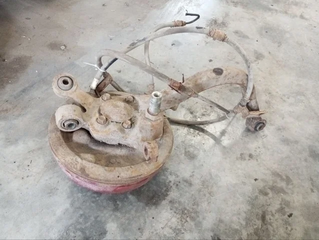 Кулак задний правый EA3A MITSUBISHI GALANT АМЕРИКА EA 2002-2003, GALANT АМЕРИКА EA 1998-2001, ECLIPSE III D5 1999-2003, ECLIPSE III D5 2003-2005