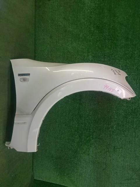 Крыло переднее правое V73W MITSUBISHI PAJERO III / MONTERO III V6 / V7 2000-2002, PAJERO III / MONTERO III V6 / V7 2003-2006