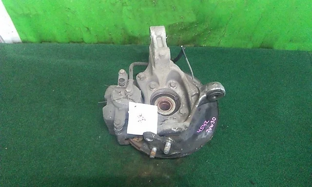 Кулак поворотный правый ZVW30 TOYOTA PRIUS XW30 2009-2011, PRIUS XW30 2011-2015, LEXUS CT 200H A10 2011-2013, CT 200H A10 2014-2017