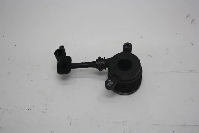 Цилиндр сцепления рабочий NISSAN JUKE YF15 2014-2019, ALMERA G15RA 2013-, NOTE E11 2005-2008, NOTE E11 2008-2012, TIIDA C11 2004-2007