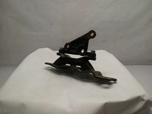 Опора двигателя левая J32 NISSAN TEANA J32 2008-2012, TEANA J32 2011-2014