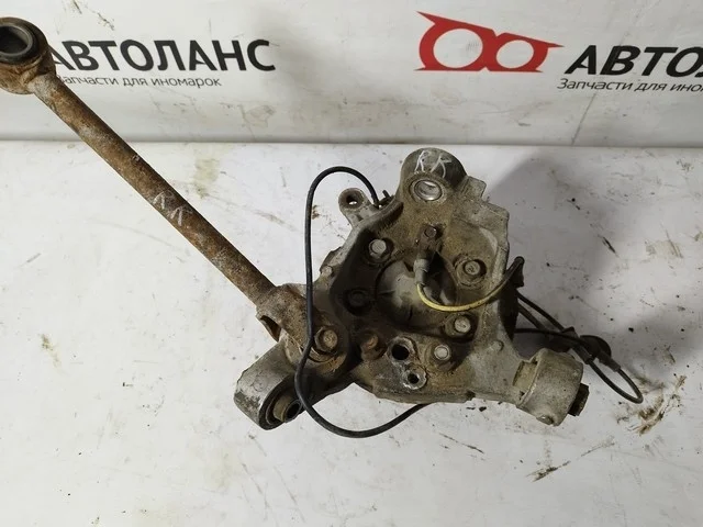 Кулак задний правый J31 NISSAN TEANA J31 2003-2005, TEANA J31 2006-2008