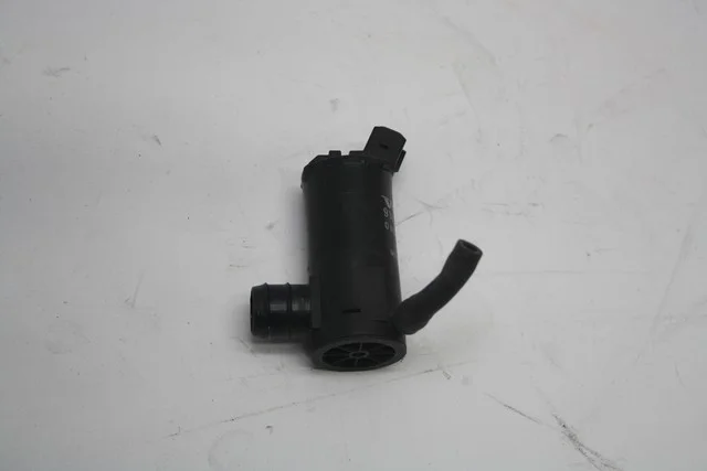 Насос бачка омывателя SW VOLVO S60 I RS / RH 2000-2009, S80 I TS / TH / KV 1998-2006, V70 II SW / SJ 2000-2007, V40 VW 1995-2004