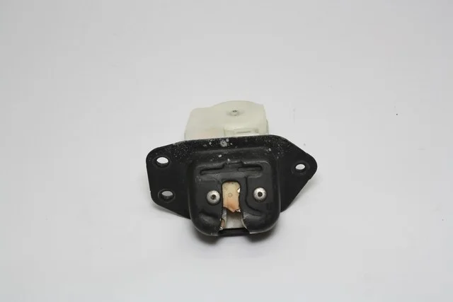Замок крышки багажника NISSAN JUKE YF15 2014-2019, MURANO Z50 2003-2008, TIIDA C11 2007-2014, X-TRAIL T31 2007-2011, X-TRAIL T31 2010-2015