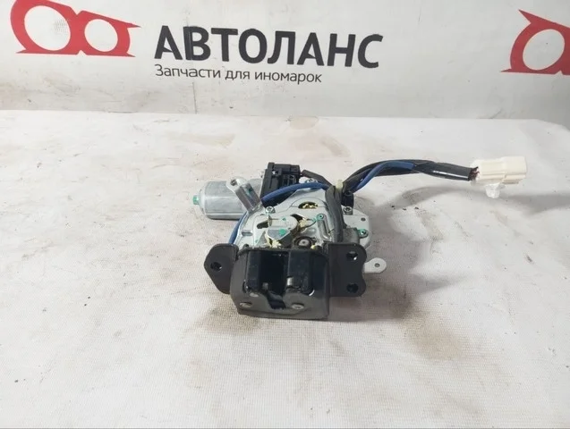 Замок крышки багажника ACU30 TOYOTA HARRIER XU30 2003-2013, LEXUS RX II 300/330/350/400H XU30 2003-2006, RX II 300/330/350/400H XU30 2006-2009