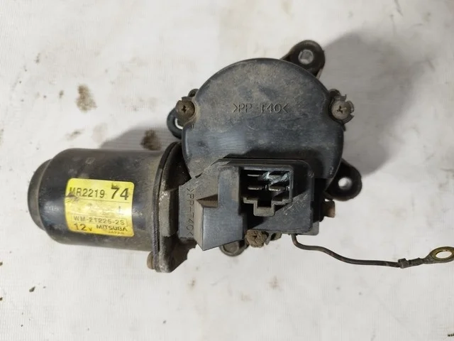 Мотор трапеции стеклоочистителя K96W MITSUBISHI PAJERO SPORT I / MONTERO SPORT I K9 2005-2008, PAJERO SPORT I / MONTERO SPORT I K9 1997-2000