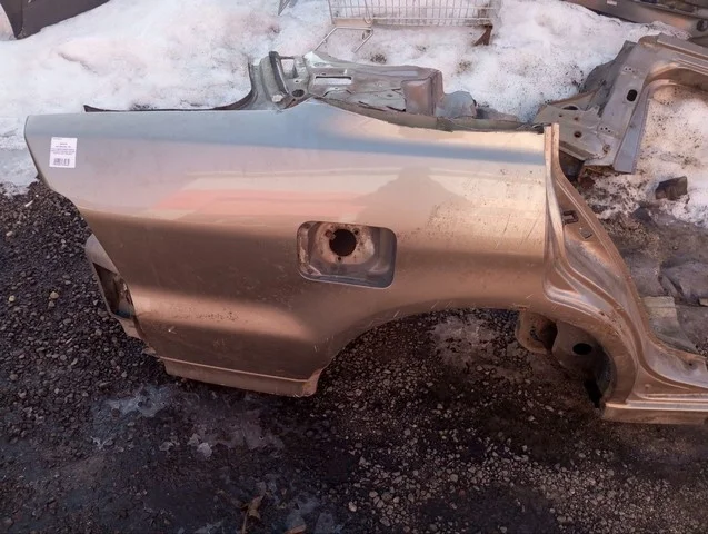 Крыло заднее правое (небольшая коррозия) EA3A MITSUBISHI GALANT АМЕРИКА EA 2002-2003, GALANT АМЕРИКА EA 1998-2001